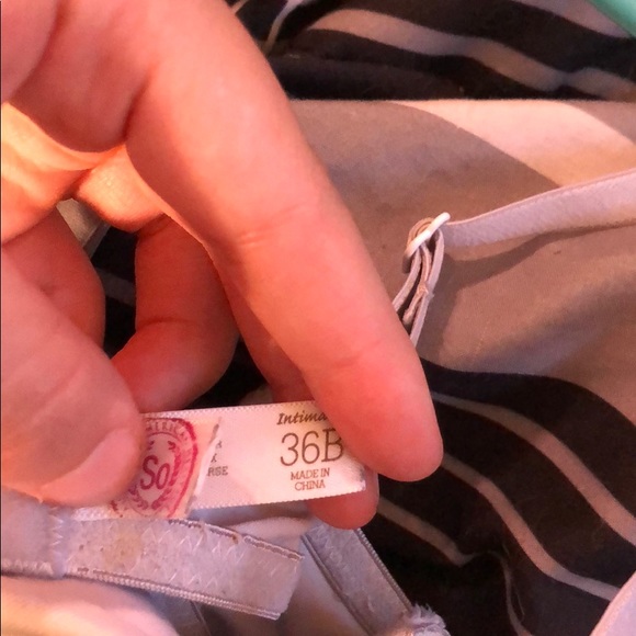 white bra - Picture 3 of 4